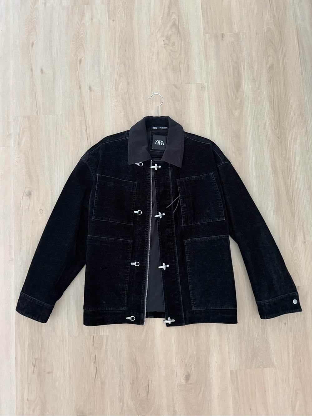 Zara Black Pocketed Velvet Jacket, Size Men's Small